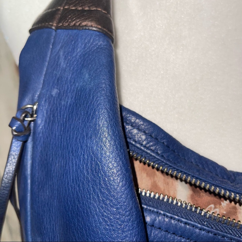 B. Makowsky bucket bag leather blue/black - Picture 3 of 13